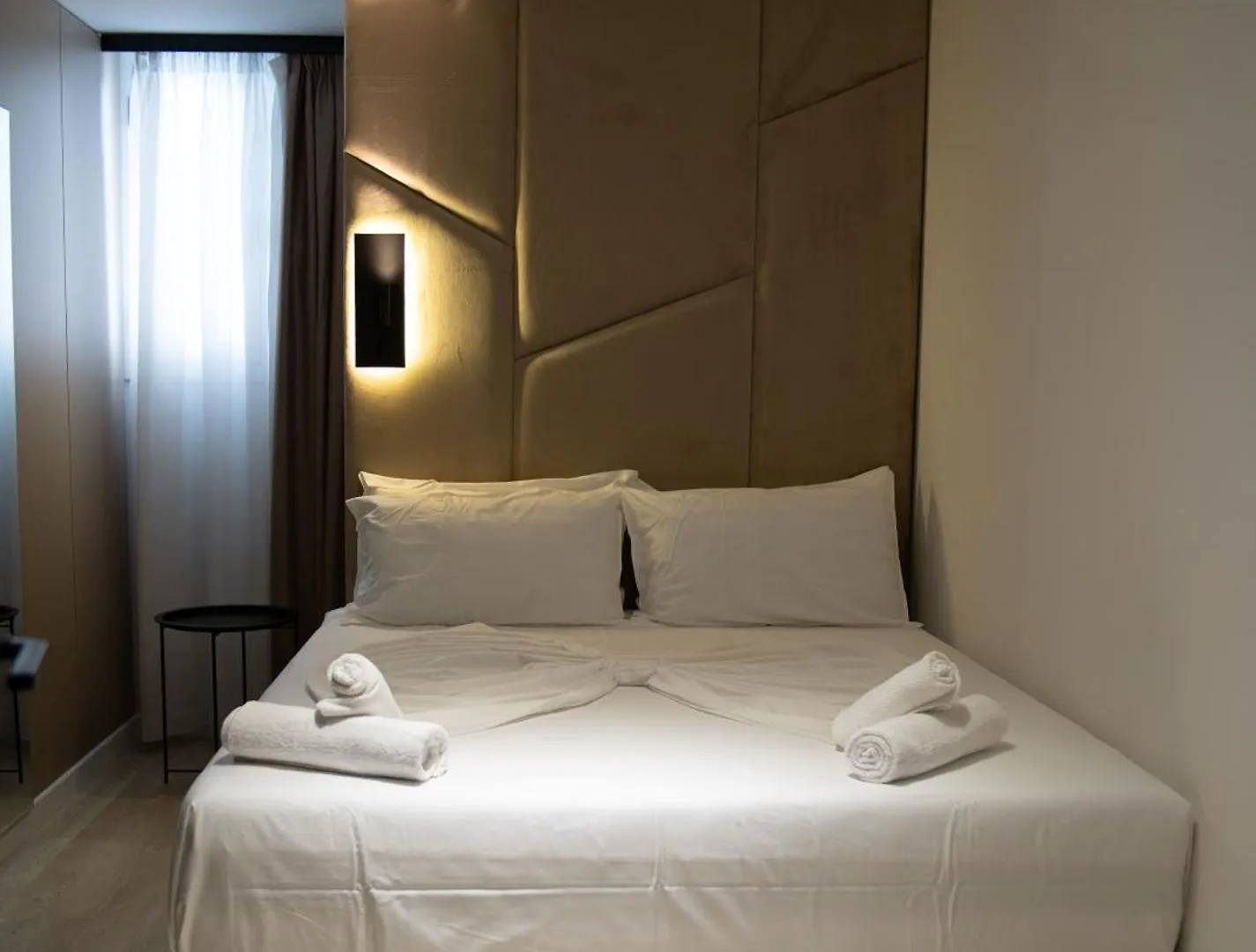 Hotel Mefolinkel Suits يوريت دي مار